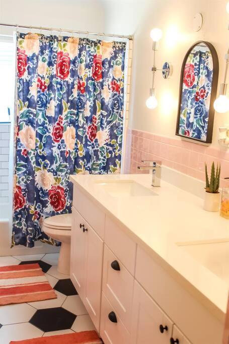 Newly Remodeled Midcentury Pink Flamingo Casa Villa Phoenix Exterior foto